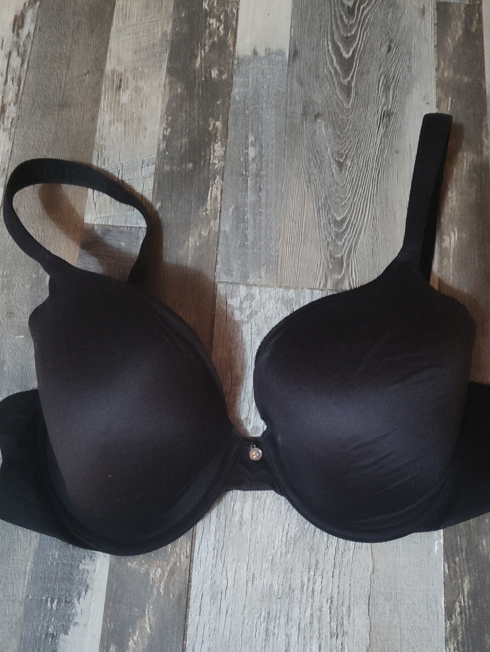 5/$25 SALE Victoria's Secret Lined Perfect 36C  Underwire Bra Light Padding